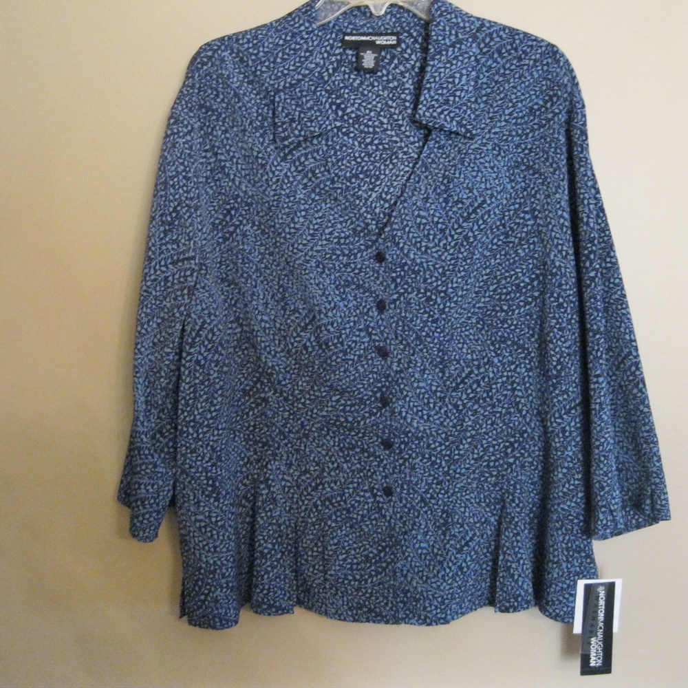 Woman's Top by Norton McNaughton Woman.  3X.  New w Tag